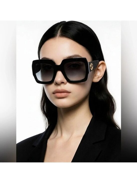 Authentic Gucci GG0102S 001 Oversized Black Sunglasses – New main image 4